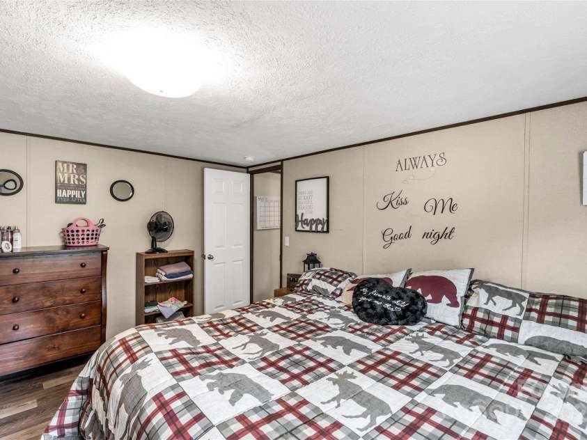8115 Oaktree Street, Sharon, SC 29742.  MLS# CAR4295472, YatesRealty ID 34095. 