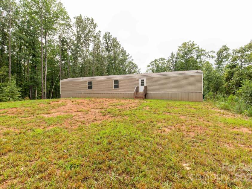 8115 Oaktree Street, Sharon, SC 29742.  MLS# CAR4295472, YatesRealty ID 34095. 