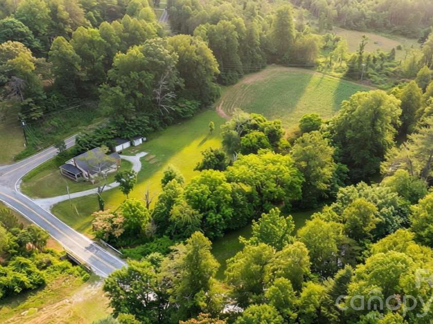 2970 Zacks Fork Road, Lenoir, NC 28645.  MLS# CAR4383651, YatesRealty ID 34099. 