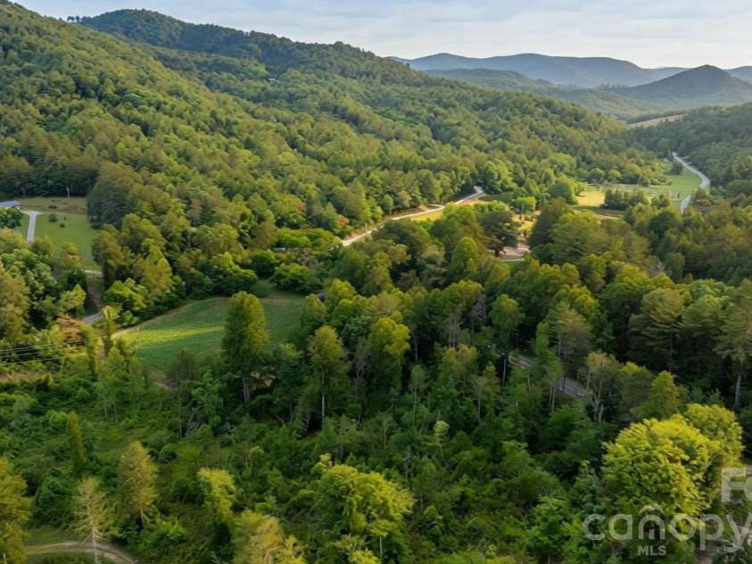 2970 Zacks Fork Road, Lenoir, NC 28645.  MLS# CAR4383651, YatesRealty ID 34099. 
