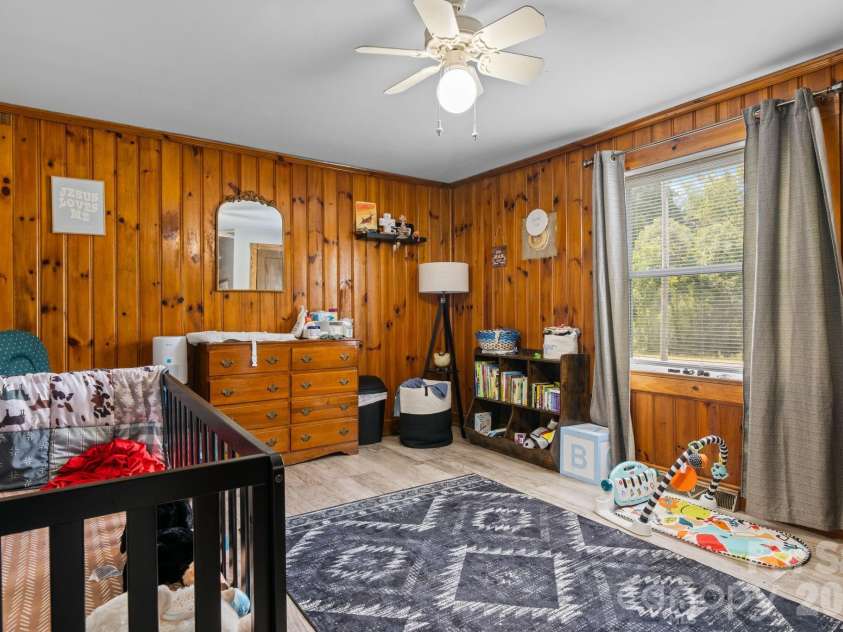 2970 Zacks Fork Road, Lenoir, NC 28645.  MLS# CAR4383651, YatesRealty ID 34099. 