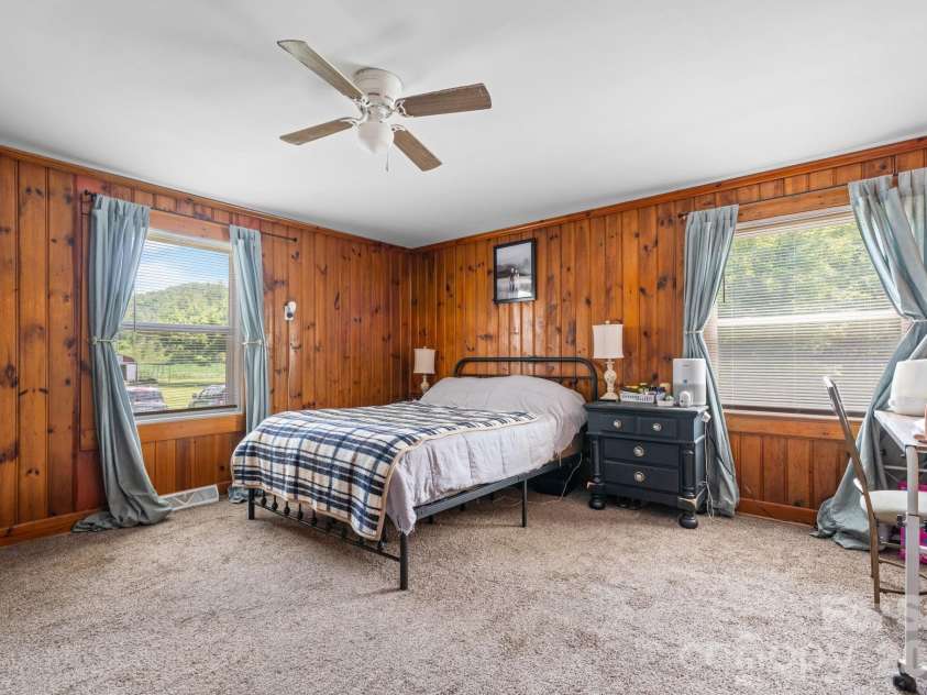 2970 Zacks Fork Road, Lenoir, NC 28645.  MLS# CAR4383651, YatesRealty ID 34099. 