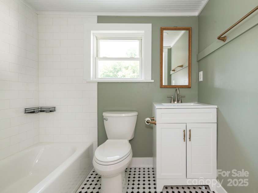 110 College Street, Marshville, NC 28103.  MLS# CAR4273371, YatesRealty ID 341. Primary Bathroom