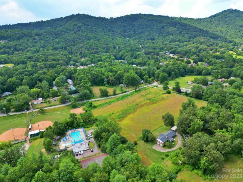 767 New Haw Creek Road, Asheville, NC 28805.  MLS# CAR4054085, YatesRealty ID 341. 