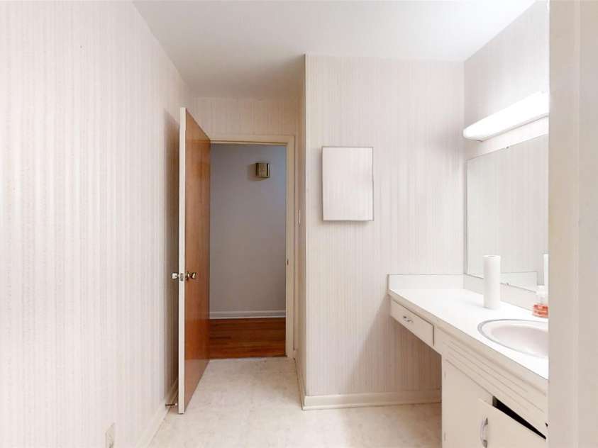 767 New Haw Creek Road, Asheville, NC 28805.  MLS# CAR4054085, YatesRealty ID 341. 