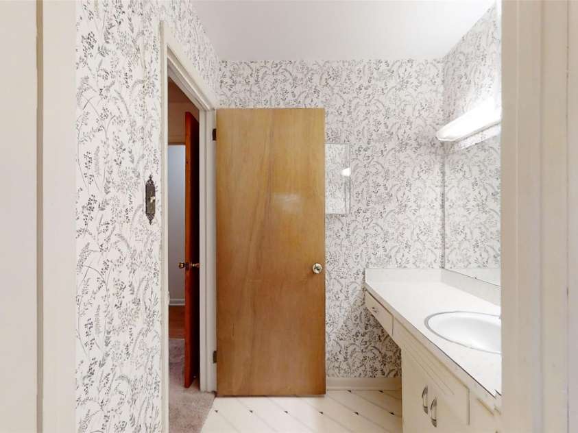 767 New Haw Creek Road, Asheville, NC 28805.  MLS# CAR4054085, YatesRealty ID 341. 