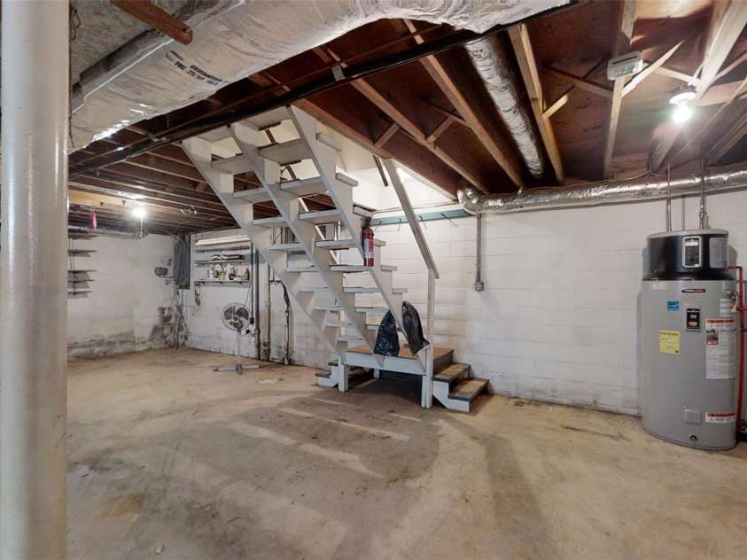 767 New Haw Creek Road, Asheville, NC 28805.  MLS# CAR4054085, YatesRealty ID 341. 