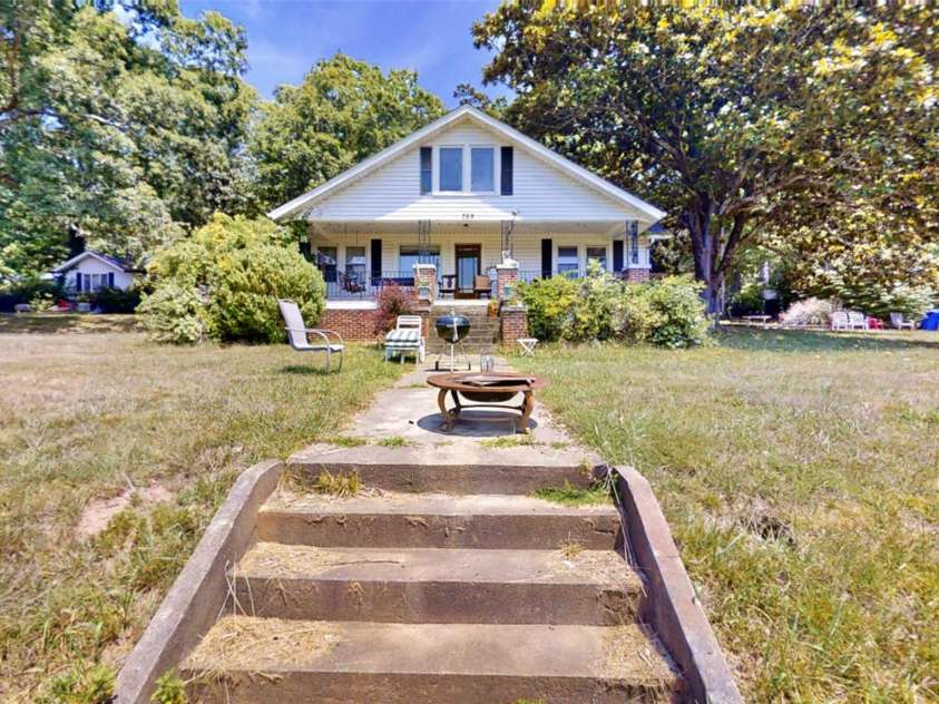 767 New Haw Creek Road, Asheville, NC 28805.  MLS# CAR4054085, YatesRealty ID 341. 