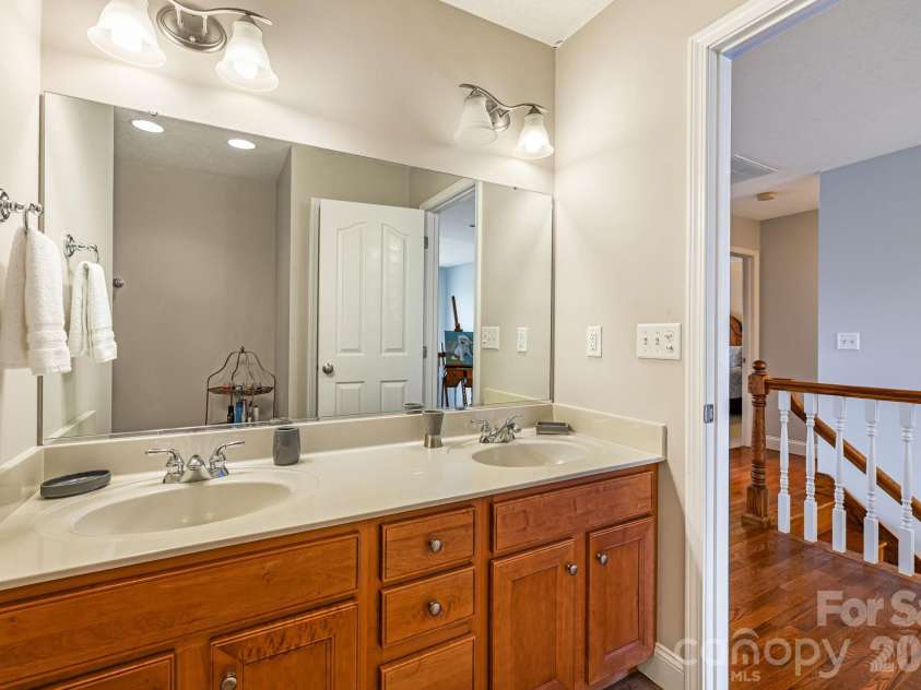 79 Bear Creek Hills Drive, Leicester, NC 28748.  MLS# CAR4338614, YatesRealty ID 3410. 
