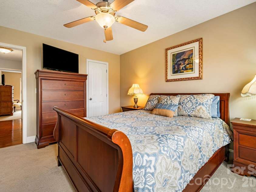 79 Bear Creek Hills Drive, Leicester, NC 28748.  MLS# CAR4338614, YatesRealty ID 3410. 