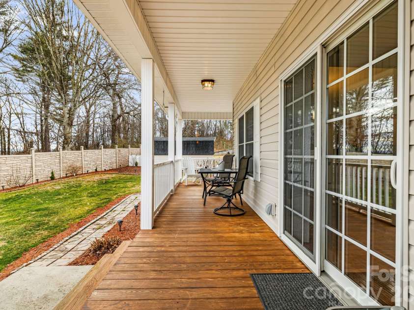 79 Bear Creek Hills Drive, Leicester, NC 28748.  MLS# CAR4338614, YatesRealty ID 3410. 