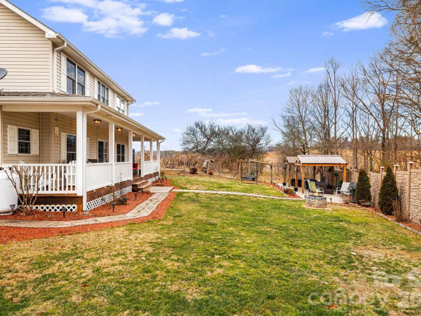 79 Bear Creek Hills Drive, Leicester, NC 28748.  MLS# CAR4338614, YatesRealty ID 3410. 