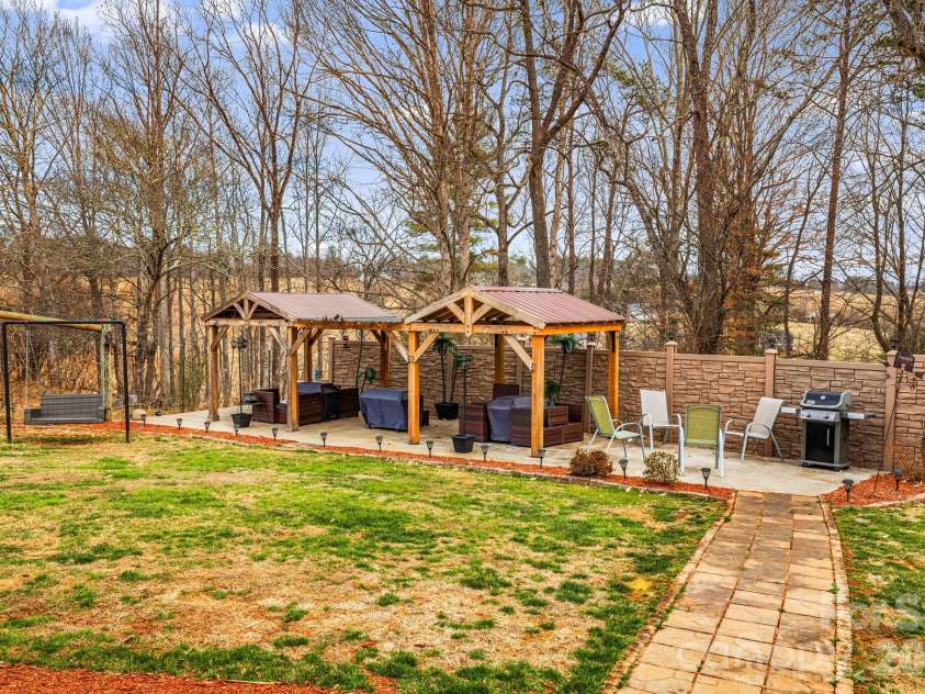 79 Bear Creek Hills Drive, Leicester, NC 28748.  MLS# CAR4338614, YatesRealty ID 3410. 