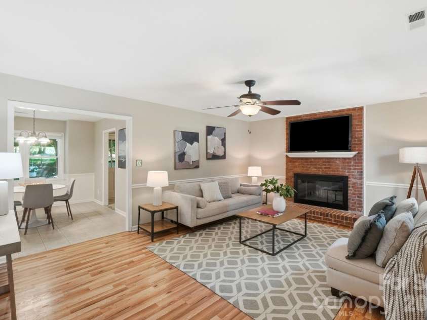 730 Fredricksburg Road, Matthews, NC 28105.  MLS# CAR4396481, YatesRealty ID 34100. 