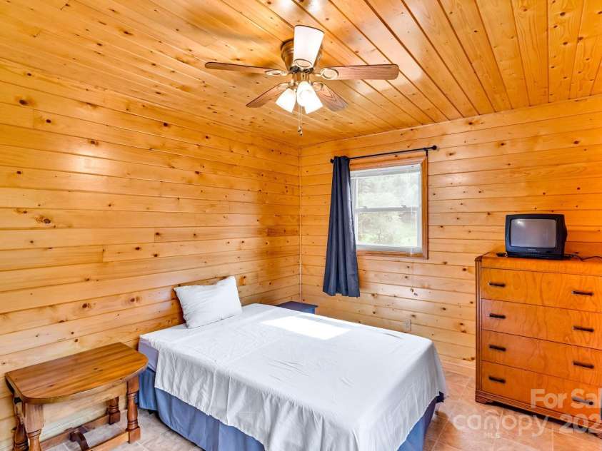 637 River Country Road, Piney Creek, NC 28663.  MLS# CAR4295284, YatesRealty ID 34101. 