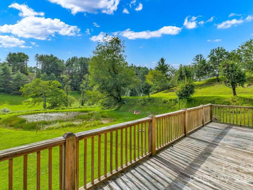 637 River Country Road, Piney Creek, NC 28663.  MLS# CAR4295284, YatesRealty ID 34101. 