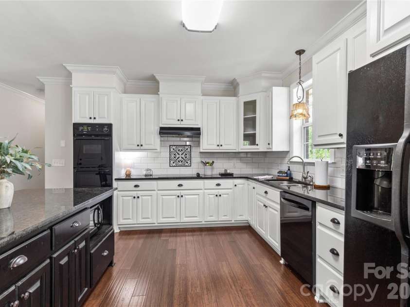 1962 Robin Drive, Lancaster, SC 29720.  MLS# CAR4395844, YatesRealty ID 34102. 