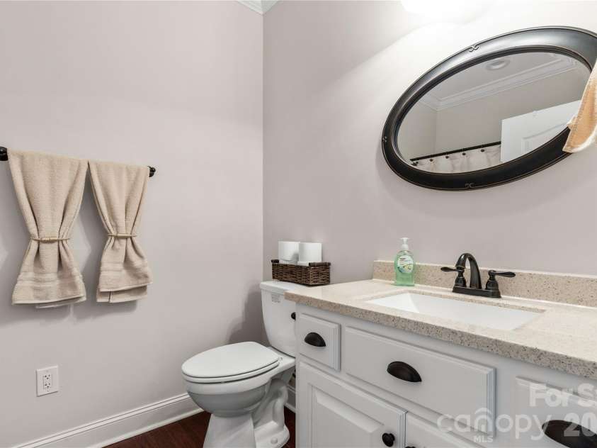 1962 Robin Drive, Lancaster, SC 29720.  MLS# CAR4395844, YatesRealty ID 34102. 