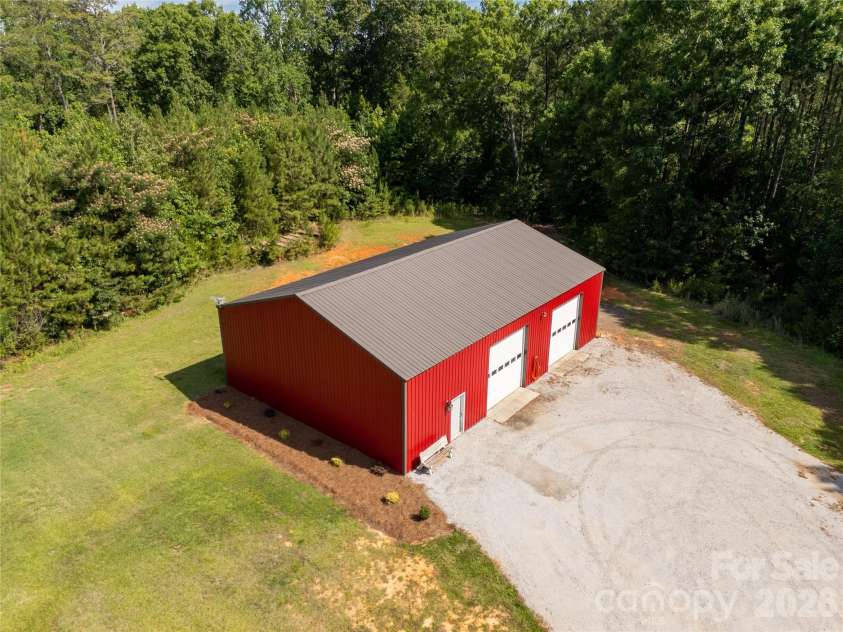 1962 Robin Drive, Lancaster, SC 29720.  MLS# CAR4395844, YatesRealty ID 34102. 