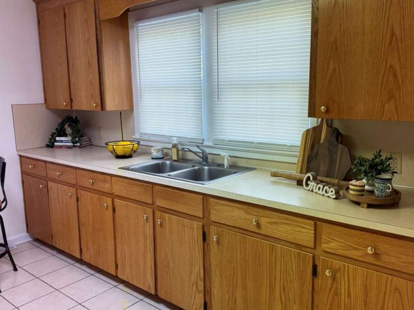 108 Fletcher Street, Morganton, NC 28655.  MLS# CAR4396971, YatesRealty ID 34104. Kitchen (pic #1)