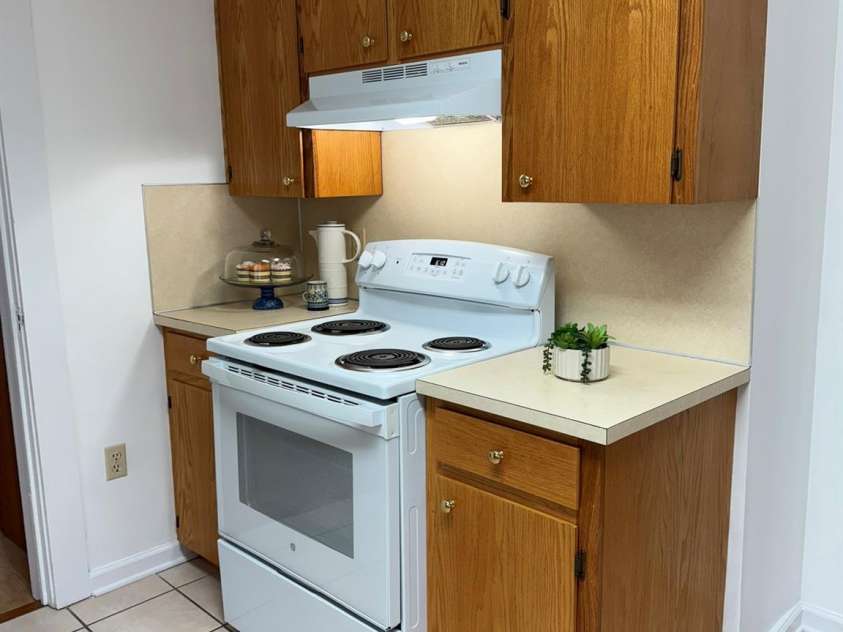 108 Fletcher Street, Morganton, NC 28655.  MLS# CAR4396971, YatesRealty ID 34104. Kitchen (pic #3)