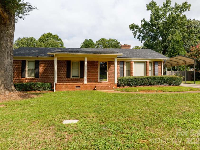 1838 Townes Court, Rock Hill, SC 29730.  MLS# CAR4295551, YatesRealty ID 34105. 