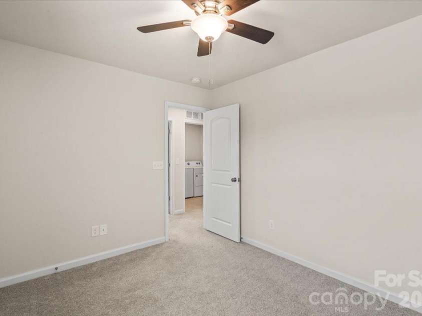 4529 Iron Oak Lane, Charlotte, NC 28269.  MLS# CAR4384034, YatesRealty ID 34105. 