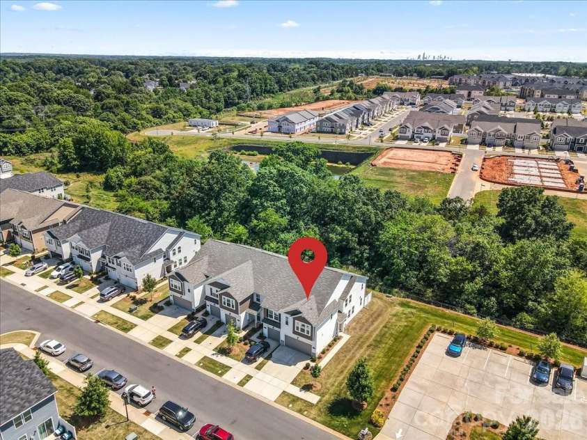 4529 Iron Oak Lane, Charlotte, NC 28269.  MLS# CAR4384034, YatesRealty ID 34105. 