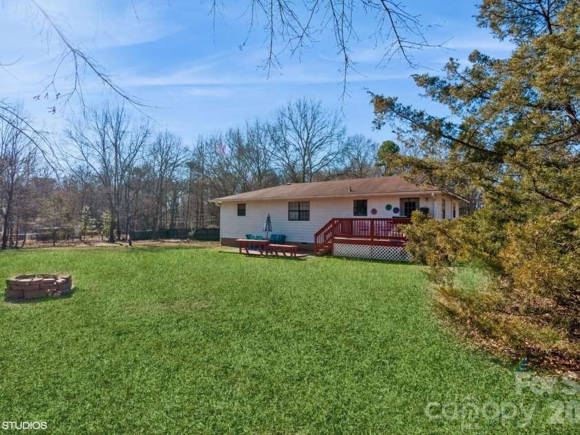 9938 Sandra Lane, Fort Mill, SC 29707.  MLS# CAR4398948, YatesRealty ID 34106. 