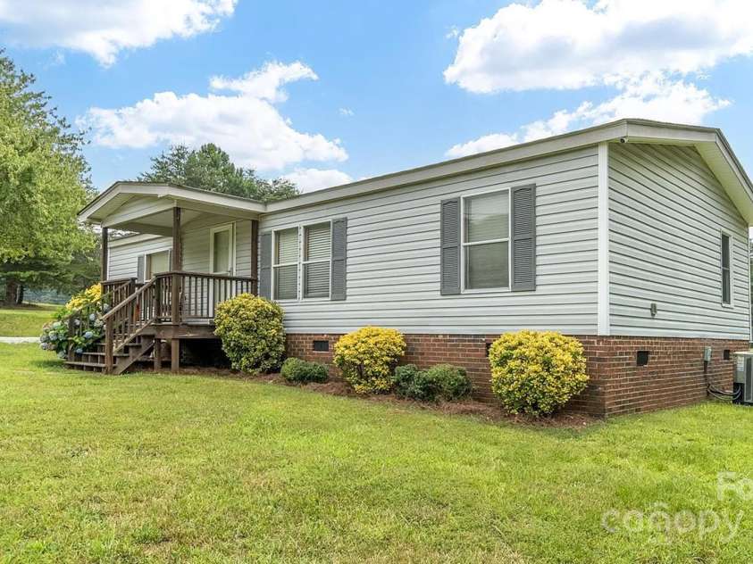 4220 Mount Beulah Road, Maiden, NC 28650.  MLS# CAR4293194, YatesRealty ID 34108. 