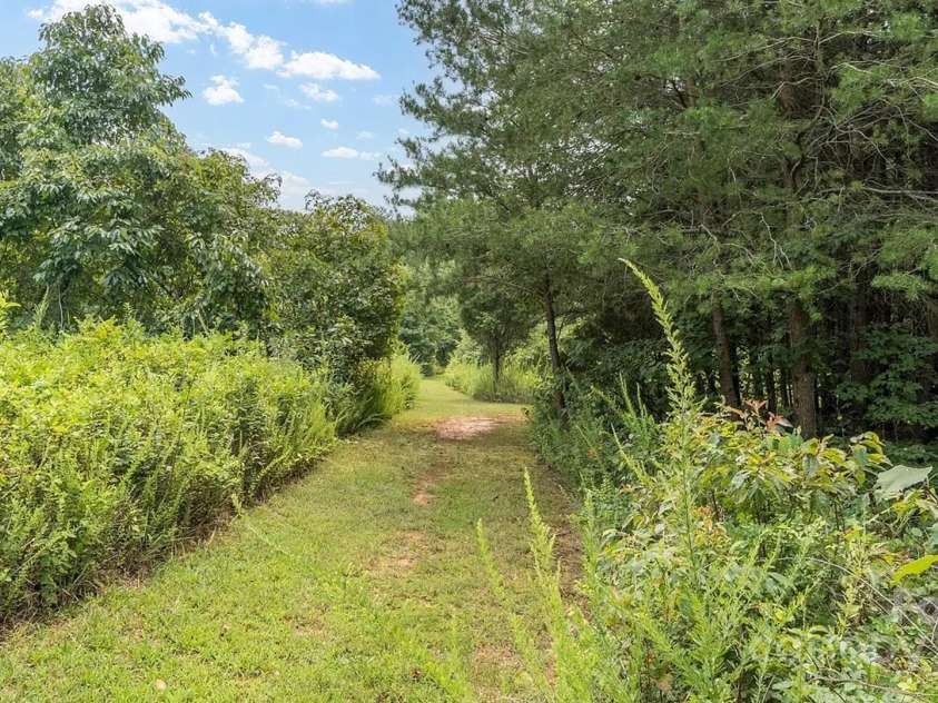 4220 Mount Beulah Road, Maiden, NC 28650.  MLS# CAR4293194, YatesRealty ID 34108. 