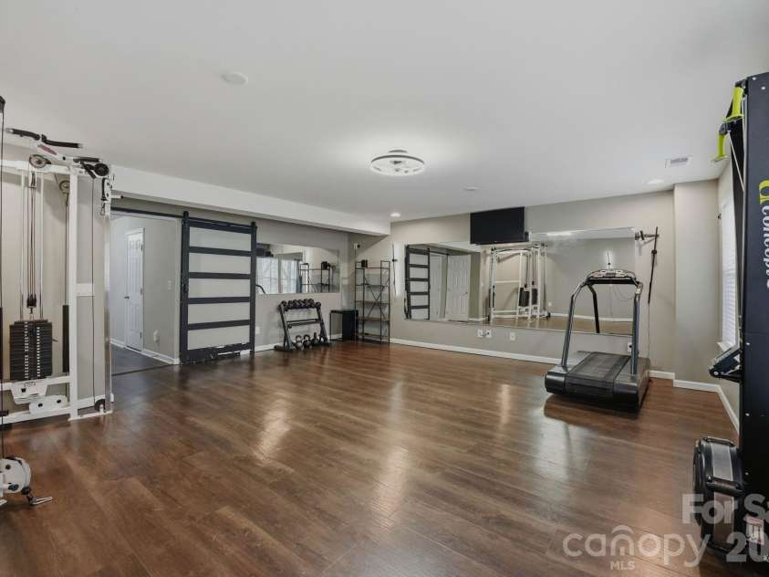 6226 Rockefeller Lane, Charlotte, NC 28210.  MLS# CAR4361301, YatesRealty ID 34108. 