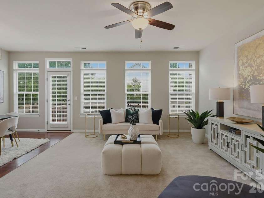 6226 Rockefeller Lane, Charlotte, NC 28210.  MLS# CAR4361301, YatesRealty ID 34108. 