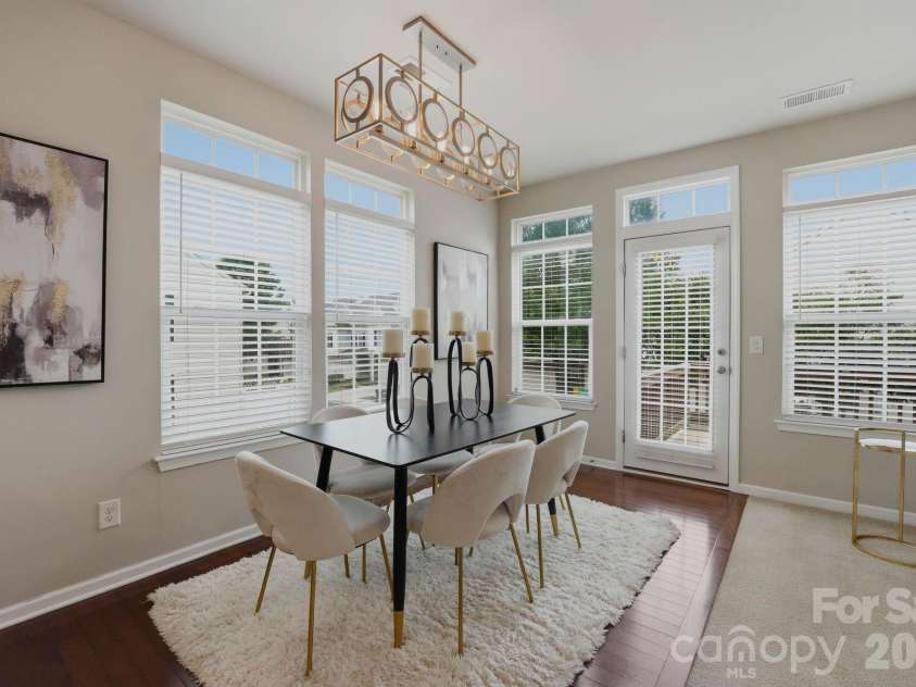 6226 Rockefeller Lane, Charlotte, NC 28210.  MLS# CAR4361301, YatesRealty ID 34108. 