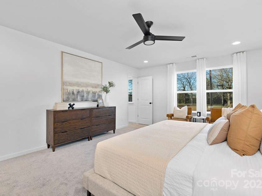 429 Huntersville Concord Road, Huntersville, NC 28078.  MLS# CAR4302299, YatesRealty ID 3411. Representation