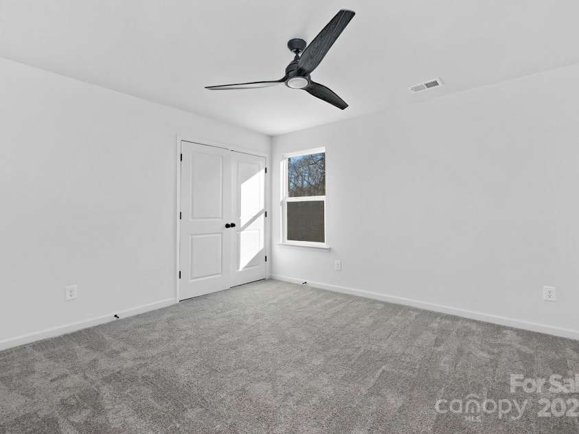 429 Huntersville Concord Road, Huntersville, NC 28078.  MLS# CAR4302299, YatesRealty ID 3411. Representation