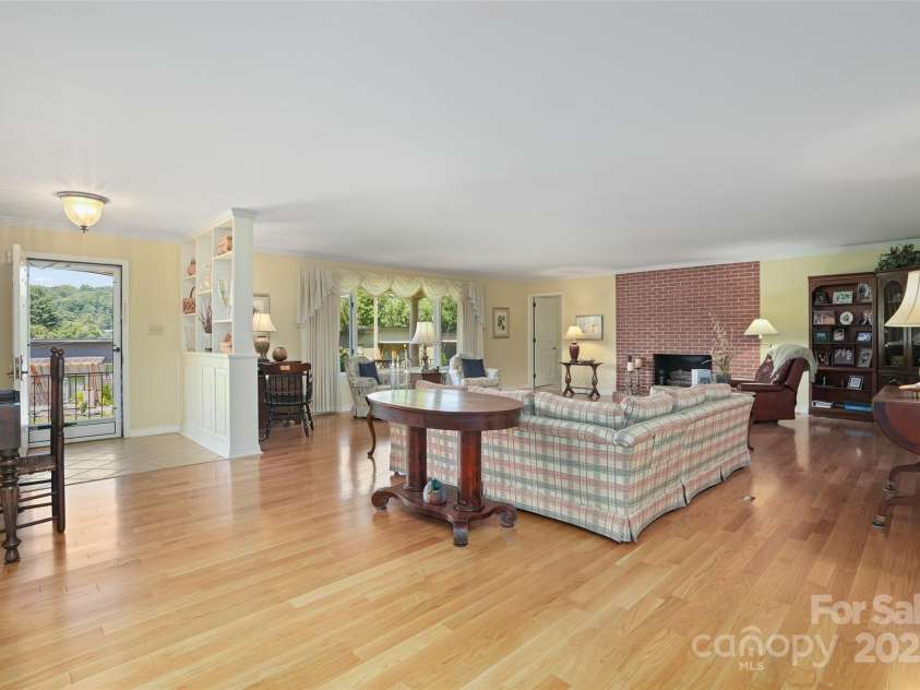 30 Harrell Drive, Lake Junaluska, NC 28745.  MLS# CAR4291834, YatesRealty ID 34112. 