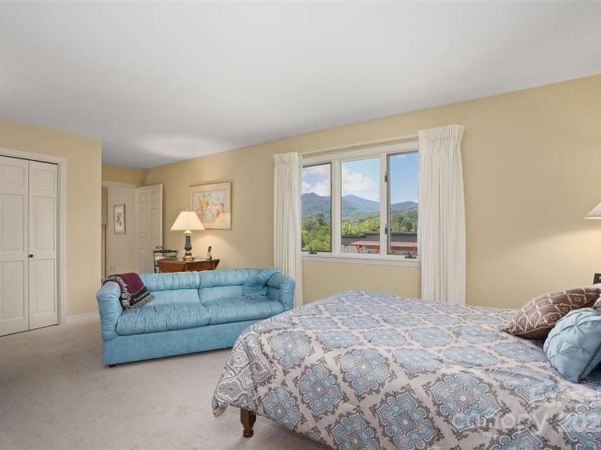 30 Harrell Drive, Lake Junaluska, NC 28745.  MLS# CAR4291834, YatesRealty ID 34112. 