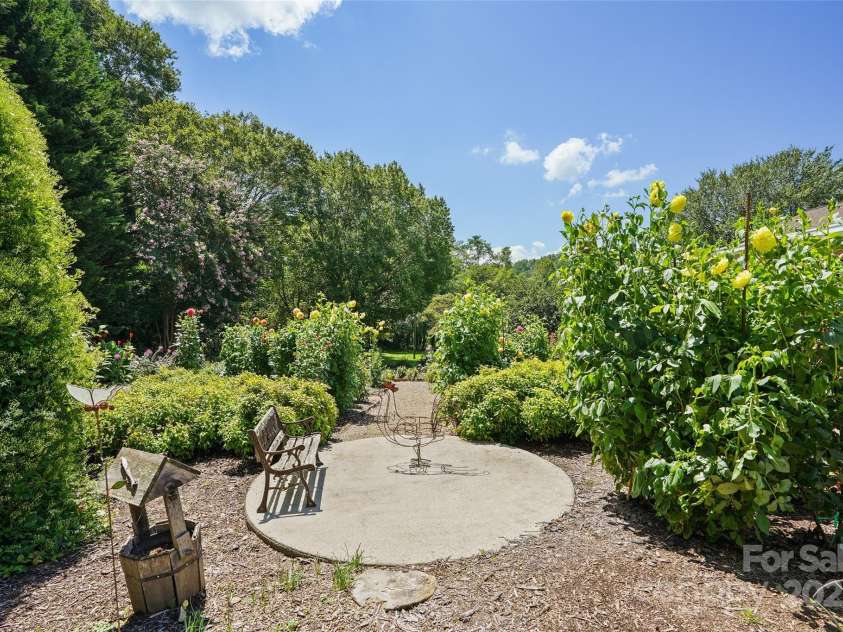 30 Harrell Drive, Lake Junaluska, NC 28745.  MLS# CAR4291834, YatesRealty ID 34112. 