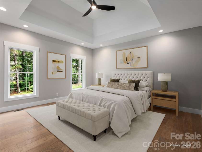 104 Arrowood Lane, Hendersonville, NC 28791.  MLS# CAR4398141, YatesRealty ID 34113. 