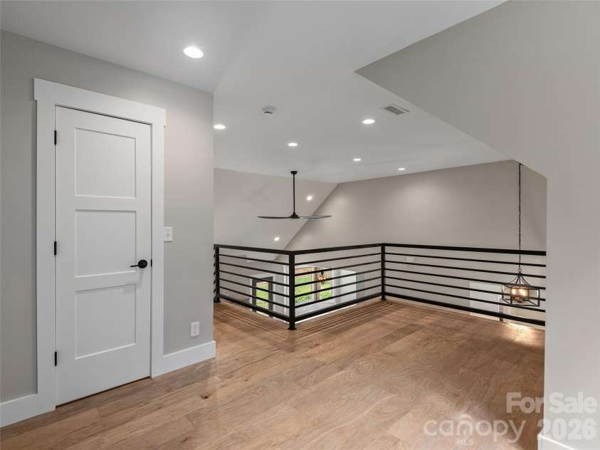 104 Arrowood Lane, Hendersonville, NC 28791.  MLS# CAR4398141, YatesRealty ID 34113. 