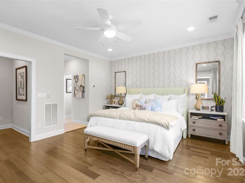 5429 Ellicott Rock Court, Denver, NC 28037.  MLS# CAR4295720, YatesRealty ID 34114. Primary Bedroom