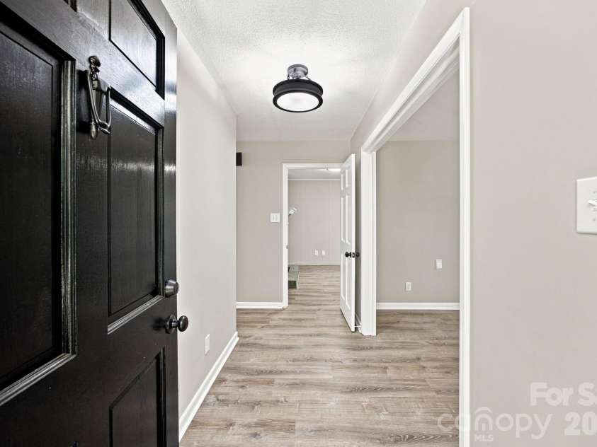 803 24th Street, Newton, NC 28658.  MLS# CAR4392856, YatesRealty ID 34114. 