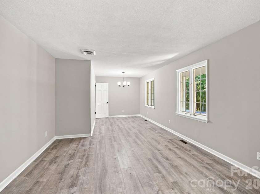 803 24th Street, Newton, NC 28658.  MLS# CAR4392856, YatesRealty ID 34114. 