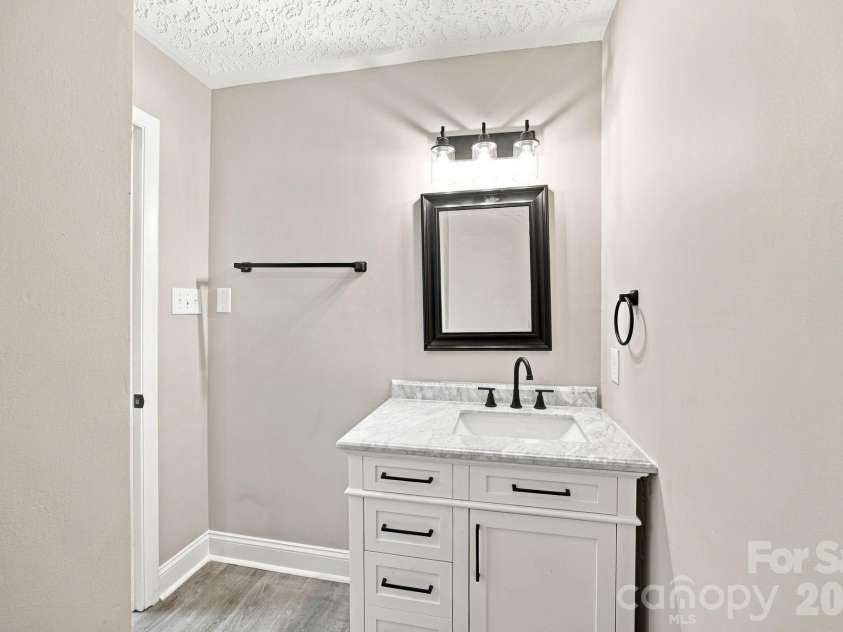 803 24th Street, Newton, NC 28658.  MLS# CAR4392856, YatesRealty ID 34114. 