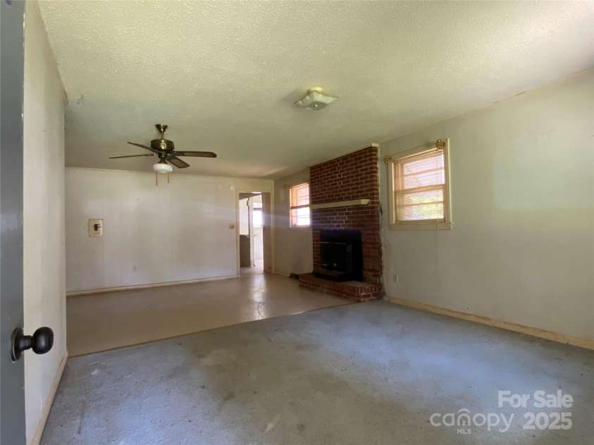 1290 Neelys Creek Road, Rock Hill, SC 29730.  MLS# CAR4294513, YatesRealty ID 34115. 