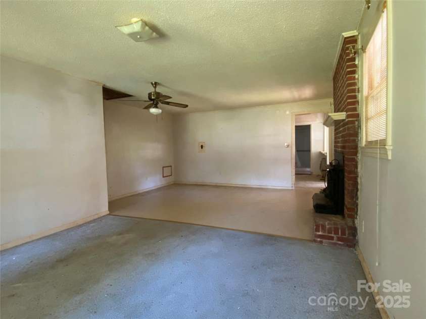 1290 Neelys Creek Road, Rock Hill, SC 29730.  MLS# CAR4294513, YatesRealty ID 34115. 