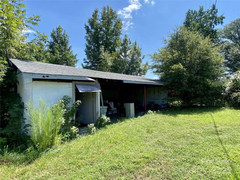 1290 Neelys Creek Road, Rock Hill, SC 29730.  MLS# CAR4294513, YatesRealty ID 34115. 
