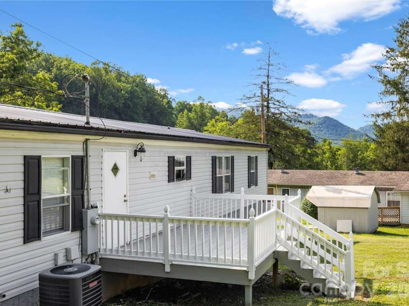 245 Mountain Grove Road, Canton, NC 28716.  MLS# CAR4395159, YatesRealty ID 34117. 