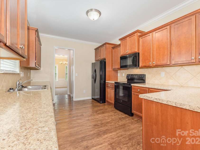 3225 Saddlebrook Drive, Midland, NC 28107.  MLS# CAR4295181, YatesRealty ID 34119. 